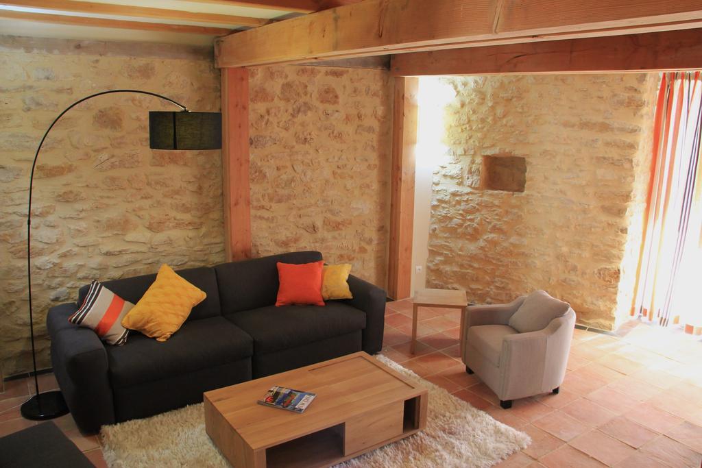 Hollyoaks Estate Hotel Saint-Pons-la-Calm Room photo